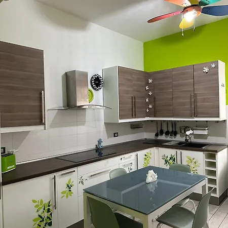 Apartment Amerigo Vespucci Intero La Spezia